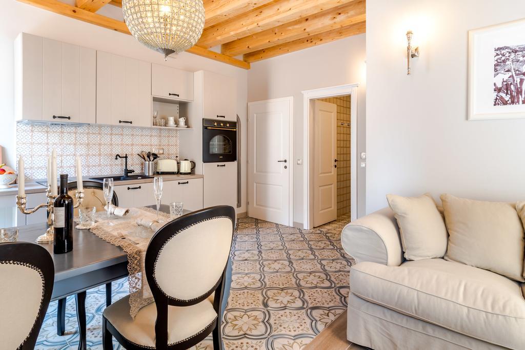 Heritage Suites Zanini Hvar Town Eksteriør bilde