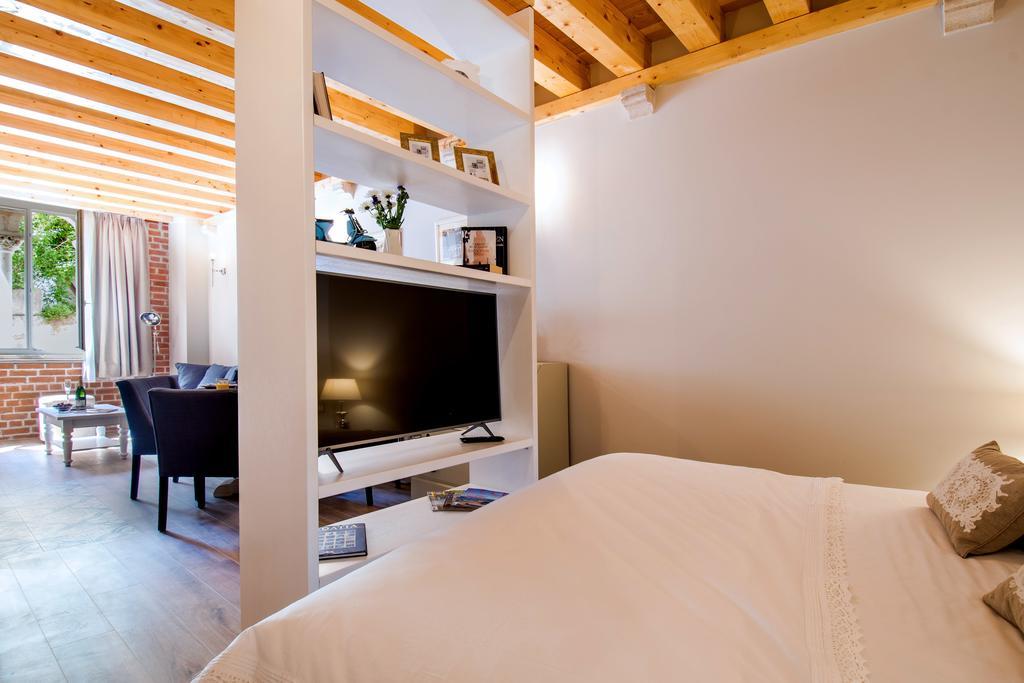 Heritage Suites Zanini Hvar Town Eksteriør bilde