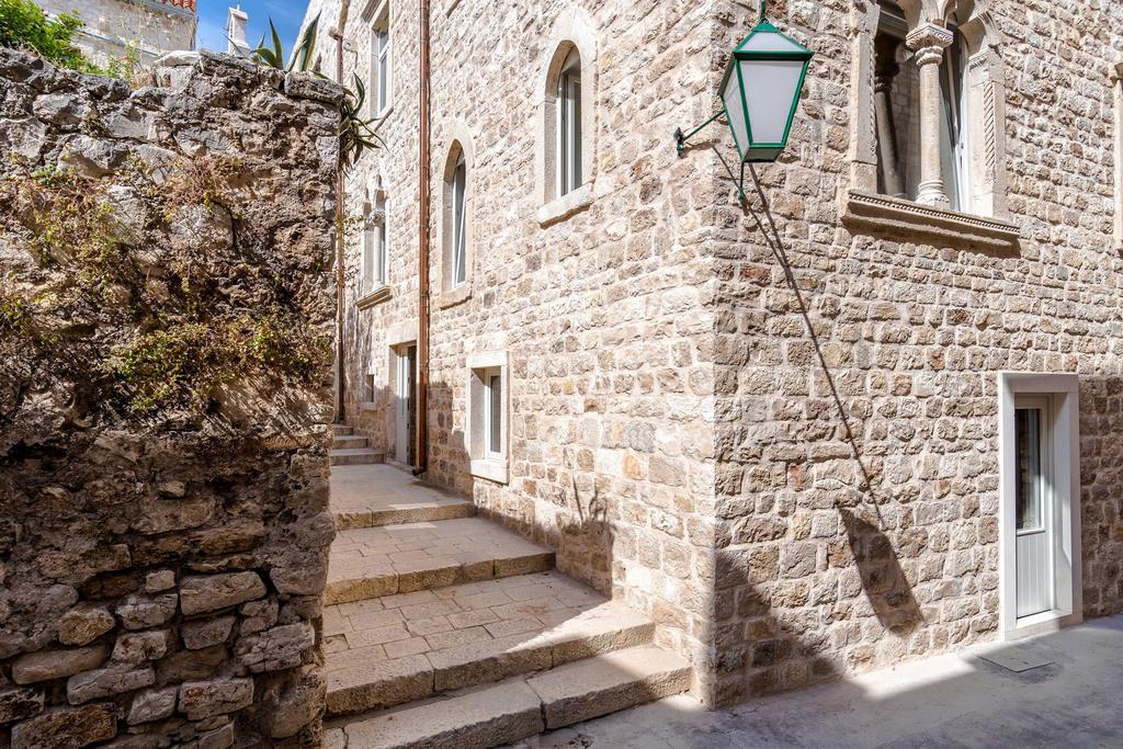 Heritage Suites Zanini Hvar Town Eksteriør bilde